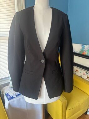 Women's Black Single-Button Blazer XS